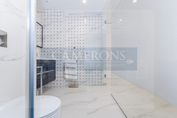 Image No.17-4 Bed Villa for sale