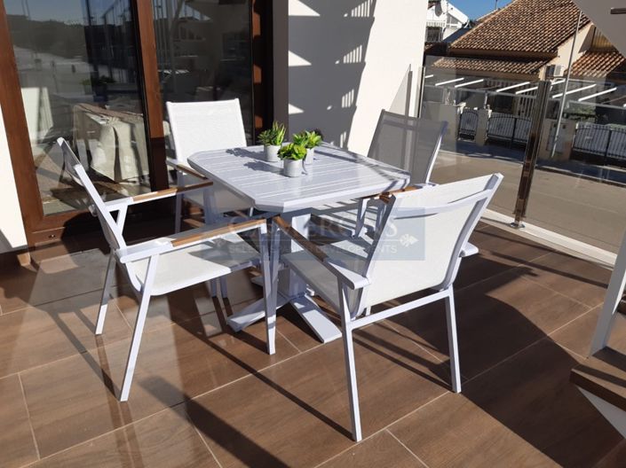 Image No.20-2 Bed Apartment for sale