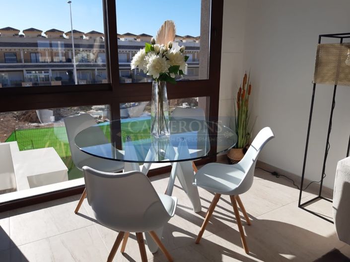 Image No.23-2 Bed Apartment for sale