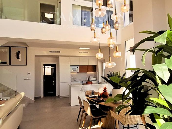 Image No.4-3 Bed Villa for sale