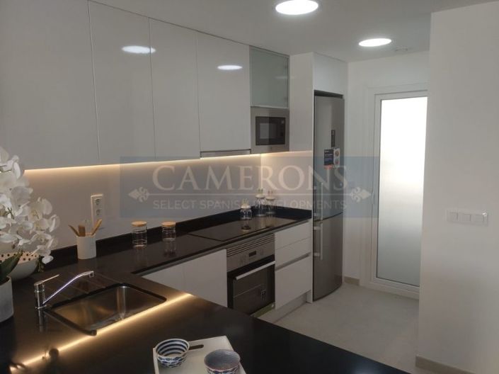 Image No.6-3 Bed Apartment for sale