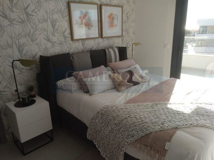 Image No.9-3 Bed Apartment for sale