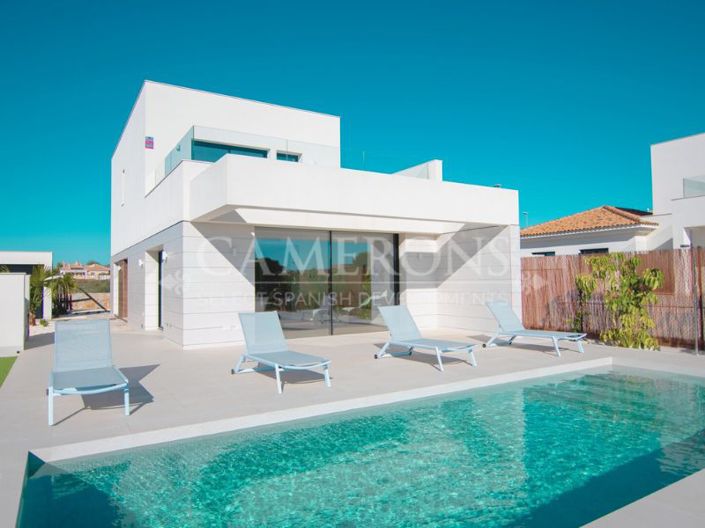 Image No.17-3 Bed Villa for sale