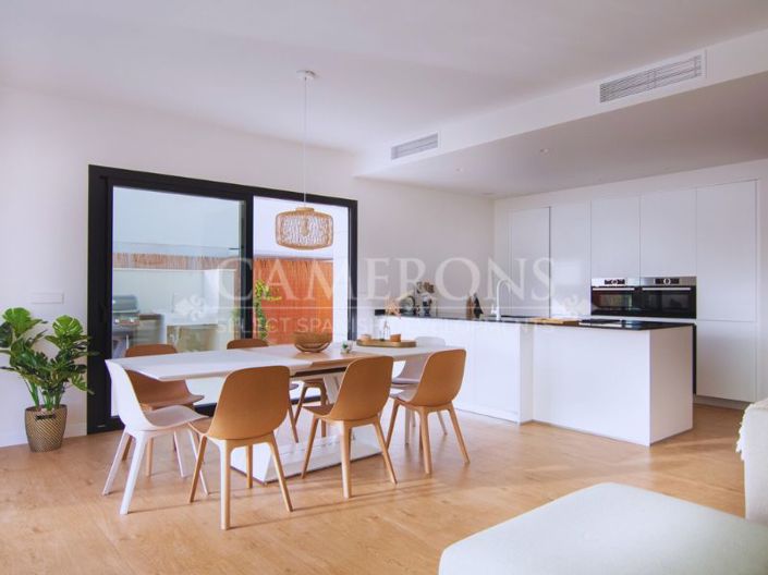 Image No.4-3 Bed Villa for sale