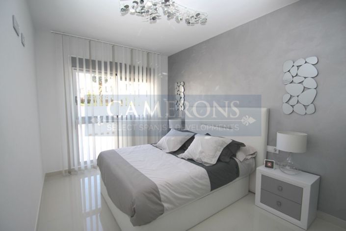 Image No.17-2 Bed Apartment for sale