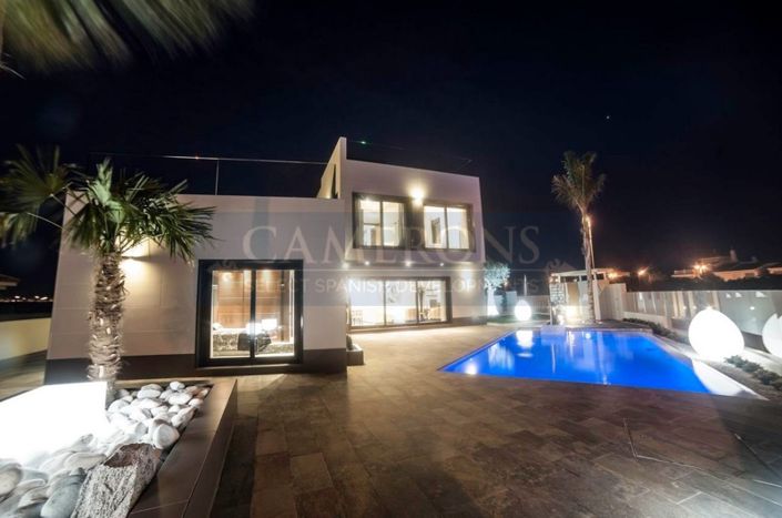 Image No.16-3 Bed Villa for sale