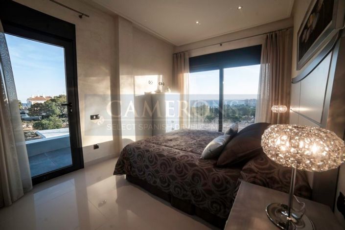 Image No.8-3 Bed Villa for sale