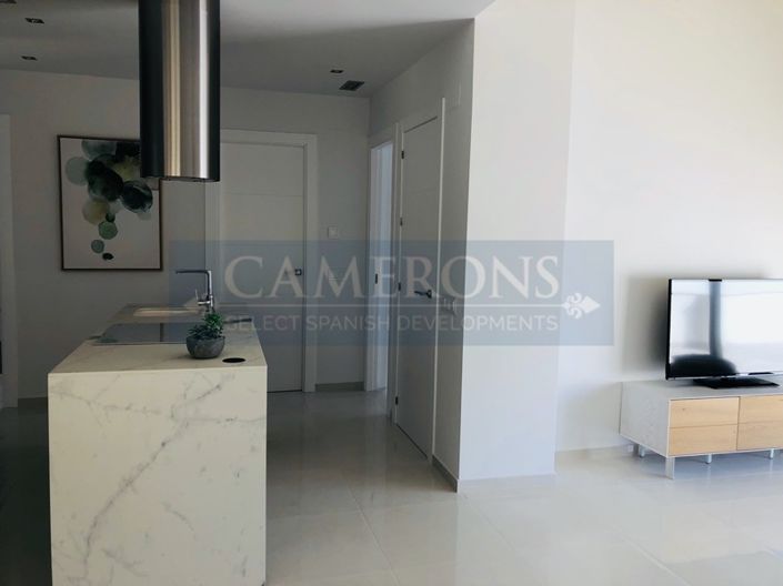 Image No.6-3 Bed Property for sale