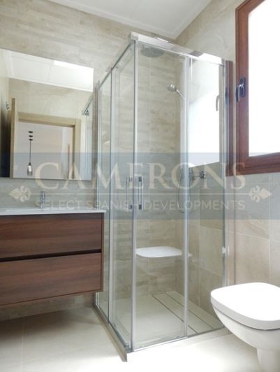 Image No.11-3 Bed Property for sale