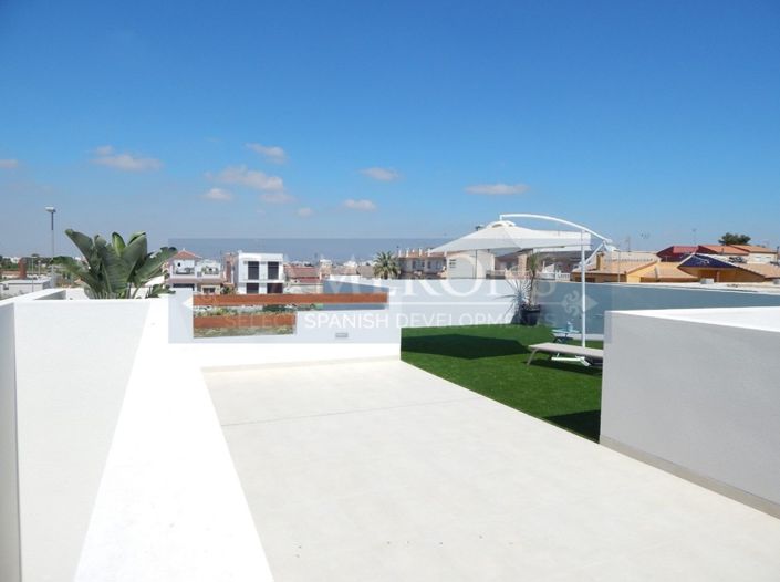 Image No.13-3 Bed Property for sale