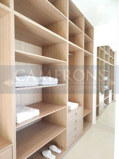 Image No.8-3 Bed Property for sale