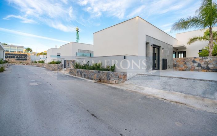 Image No.24-Villa de 4 chambres à vendre à Ciudad Quesada