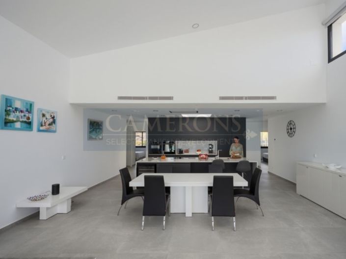 Image No.5-Propriété de 4 chambres à vendre à Altaona Golf