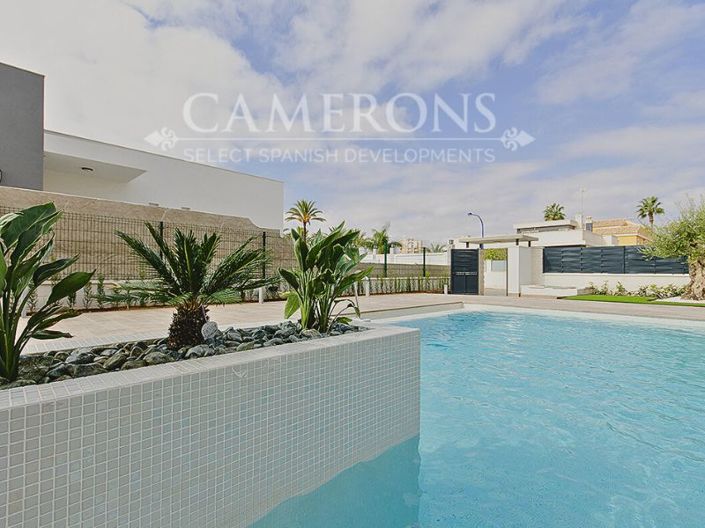 Image No.5-Villa de 4 chambres à vendre à Campoamor