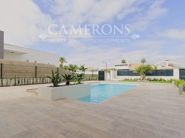 Image No.6-Villa de 4 chambres à vendre à Campoamor