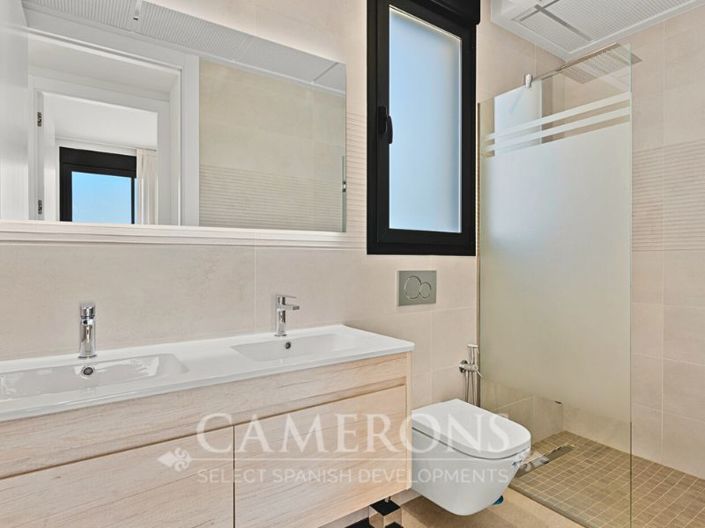 Image No.23-3 Bed Villa for sale