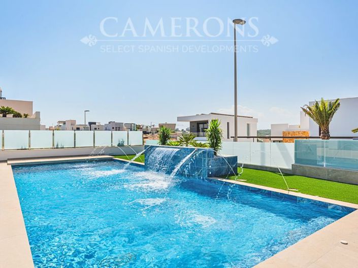 Image No.3-3 Bed Villa for sale