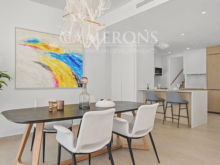 Image No.8-3 Bed Villa for sale