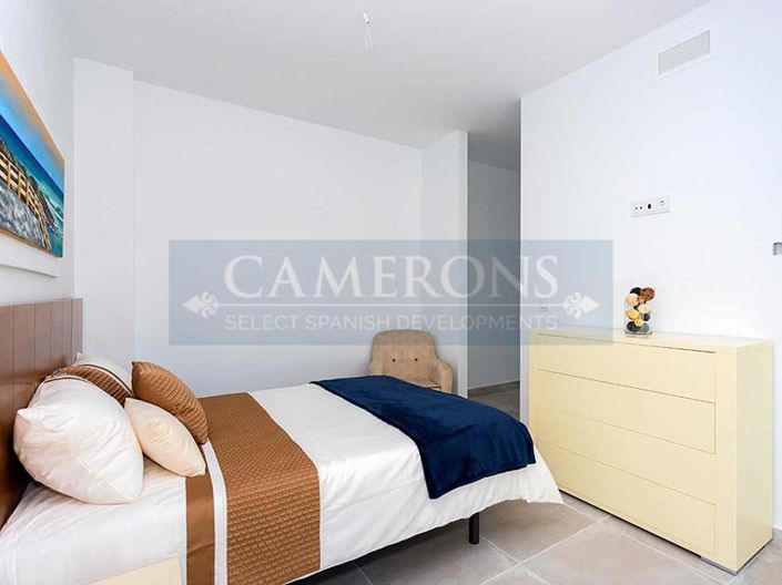 Image No.12-3 Bed Property for sale