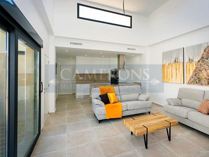 Image No.13-3 Bed Property for sale