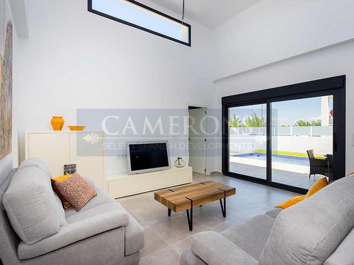 Image No.14-3 Bed Property for sale