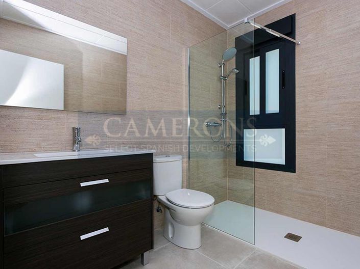 Image No.9-3 Bed Property for sale