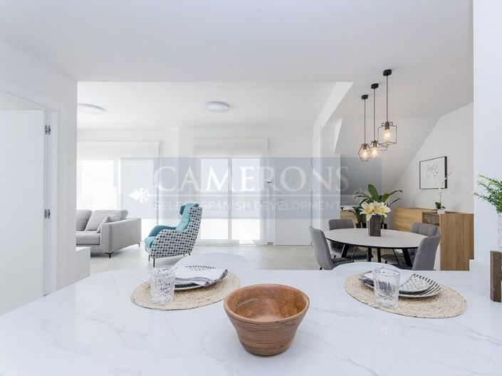 Image No.4-2 Bed Apartment for sale