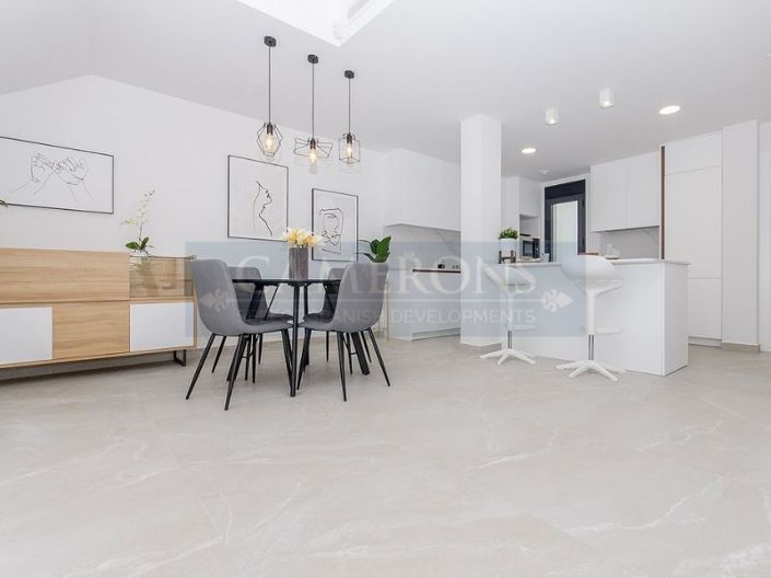 Image No.5-2 Bed Apartment for sale