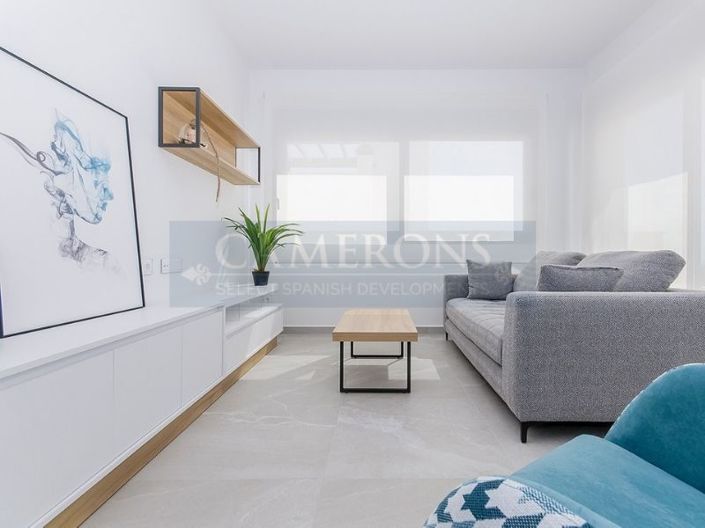 Image No.8-2 Bed Apartment for sale