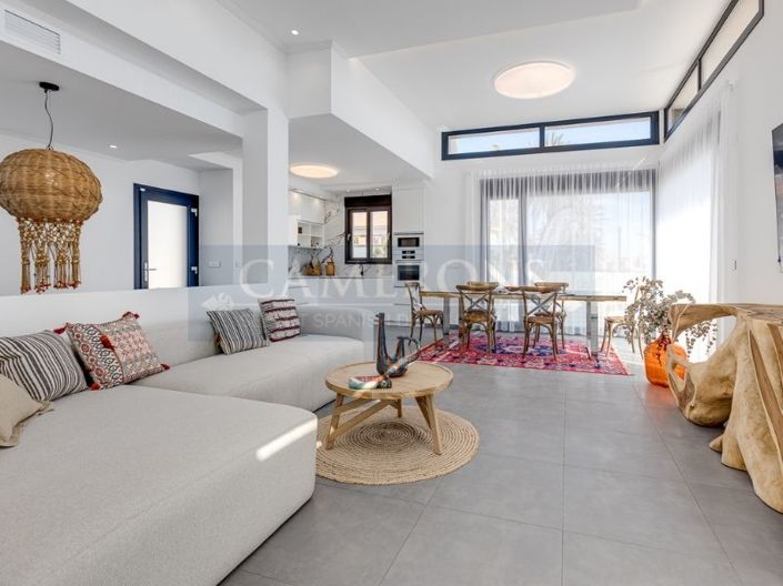 Image No.10-Propriété de 4 chambres à vendre à La Mata