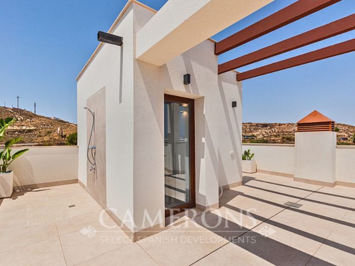 Image No.26-3 Bed Villa for sale