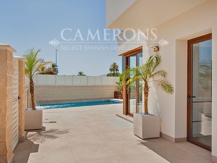 Image No.4-3 Bed Villa for sale