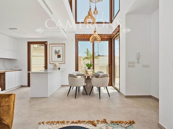 Image No.8-3 Bed Villa for sale