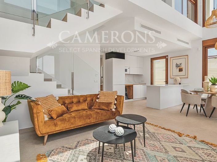 Image No.9-3 Bed Villa for sale