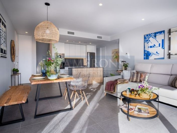 Image No.12-3 Bed Property for sale