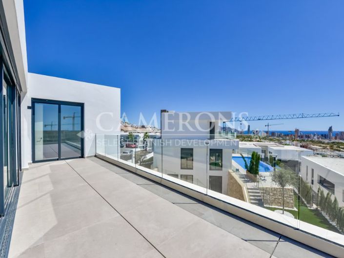 Image No.10-4 Bed Villa for sale