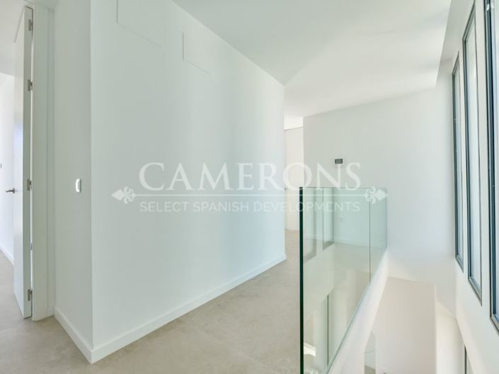 Image No.17-4 Bed Villa for sale