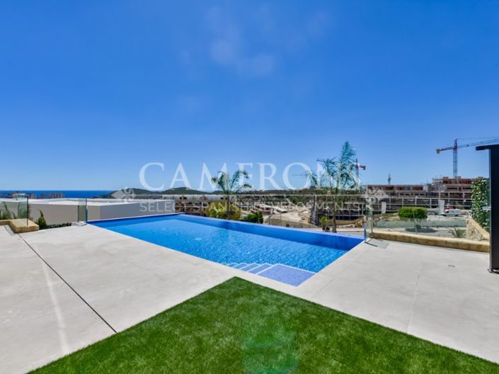 Image No.2-4 Bed Villa for sale