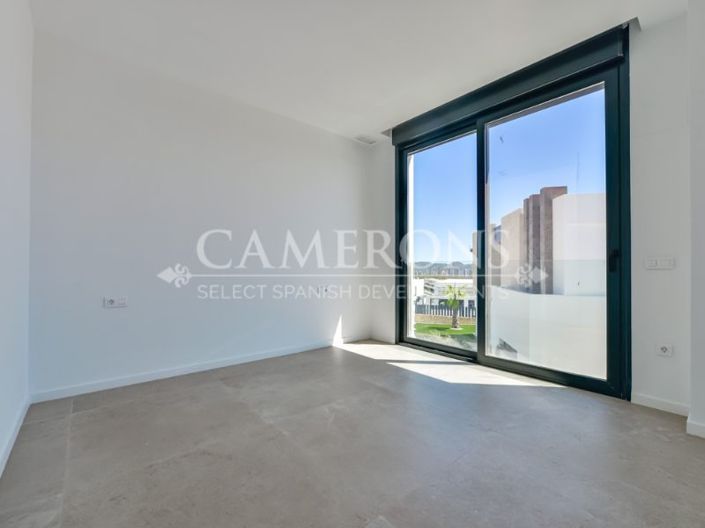 Image No.20-4 Bed Villa for sale