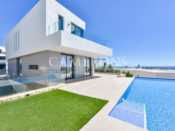 Image No.29-4 Bed Villa for sale