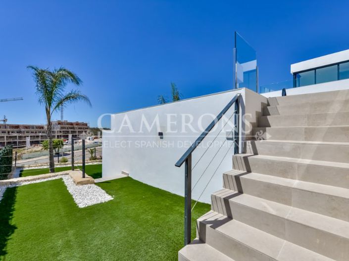 Image No.7-4 Bed Villa for sale