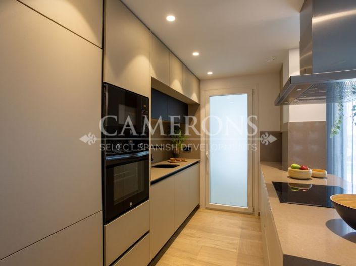 Image No.11-2 Bed Apartment for sale