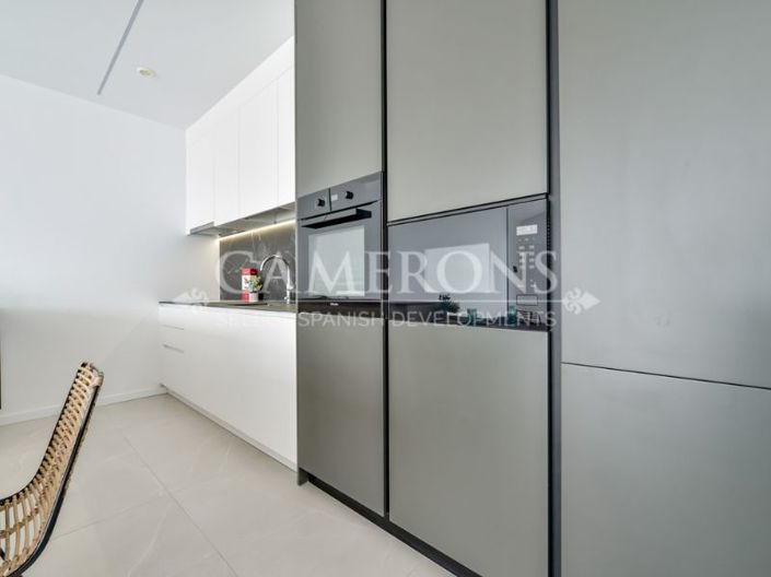 Image No.25-4 Bed Property for sale