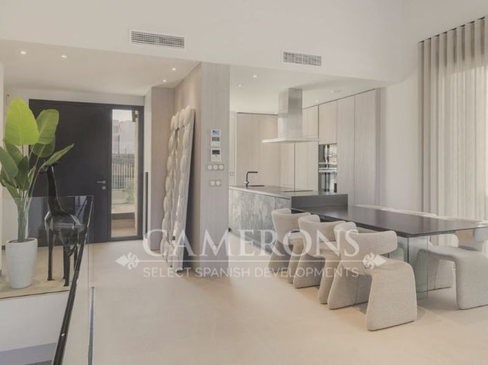 Image No.4-3 Bed Villa for sale