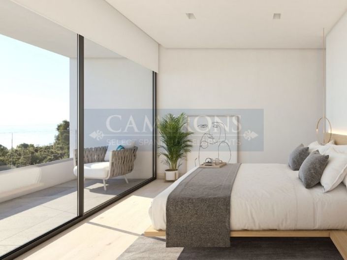 Image No.4-4 Bed Villa for sale