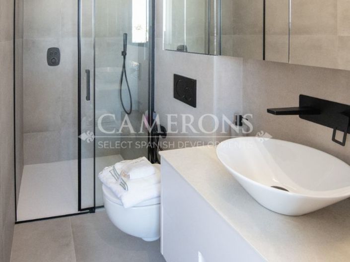 Image No.11-3 Bed Apartment for sale