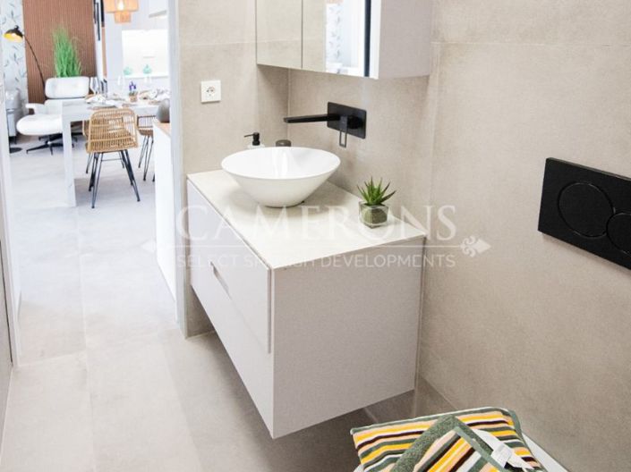 Image No.13-3 Bed Apartment for sale