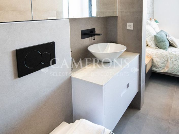 Image No.17-3 Bed Apartment for sale