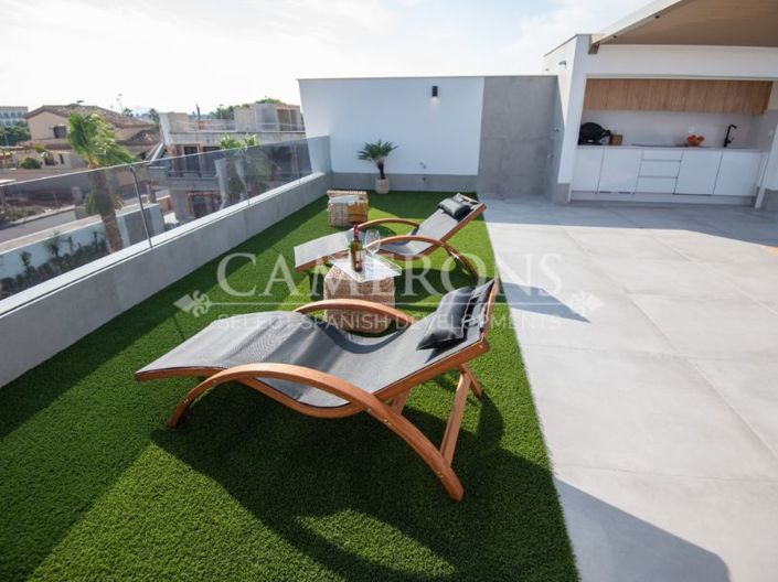 Image No.27-3 Bed Apartment for sale