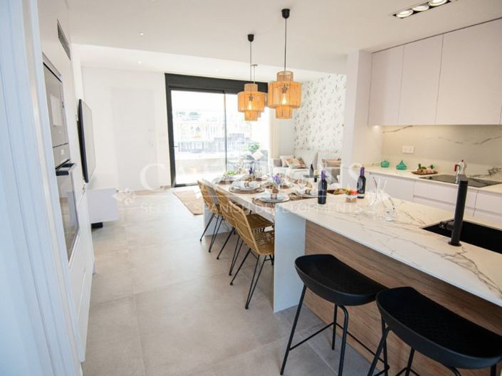 Image No.6-3 Bed Apartment for sale